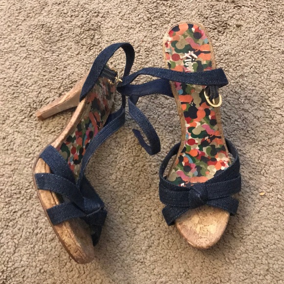 Jean heels - Picture 3 of 3